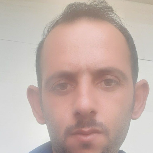 شرکت نامور طب اریا...تولید وتوزیع انواع البسه بیما